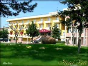 Отель Hotel Poli  Кастелново Ди Сотто